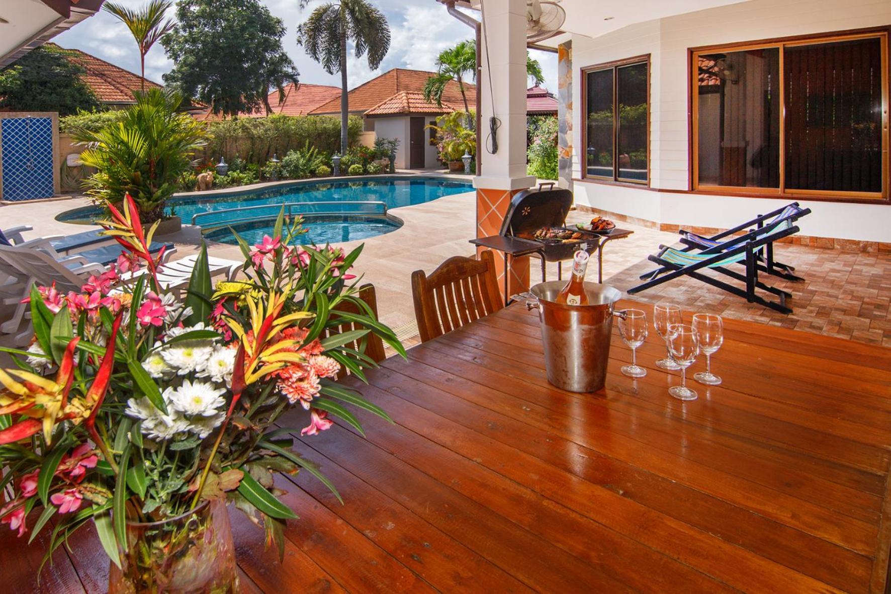 Pattaya Hill Close To Walking St And City Nong Prue Εξωτερικό φωτογραφία